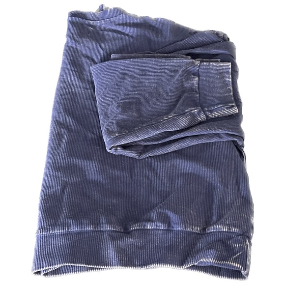 3XL Cropped Blue Pink Lily Sweatshirt - Picture 2 of 3